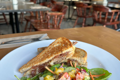 OtisNature-resto-grilledcheese-agneau